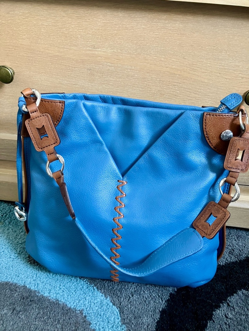 Brighton Blue Leather Shoulder Bag with Brown Trim - Picture 2 of 13